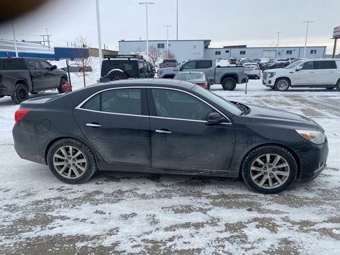 Used 2014 Chevrolet Malibu LTZ image 2