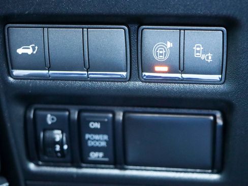 Used 2017 INFINITI QX80 2WD w/ Driver Assistance Package image 36