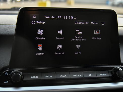 Used 2024 Kia Forte LXS image 18