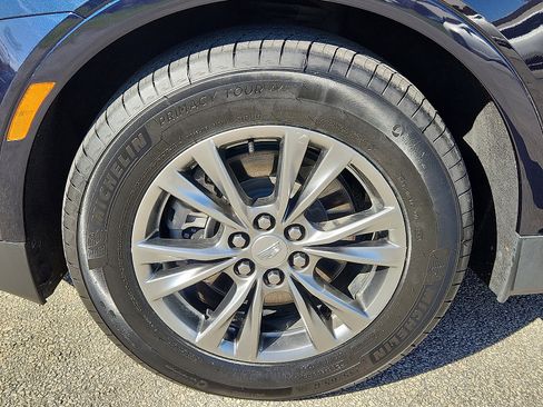 Used 2021 Cadillac XT5 Premium Luxury image 10