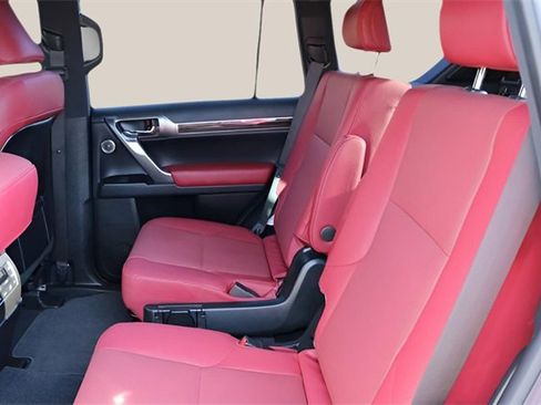 Used 2023 Lexus GX 460 Premium image 16