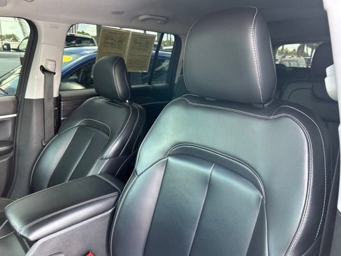 Used 2024 Jeep Grand Cherokee L Limited w/ Black Appearance Package RWD image 21