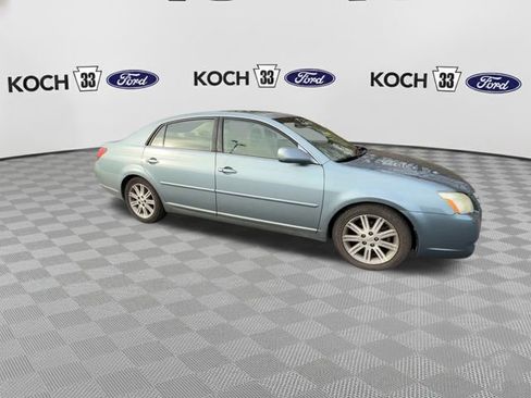 Used 2006 Toyota Avalon XLS image 3