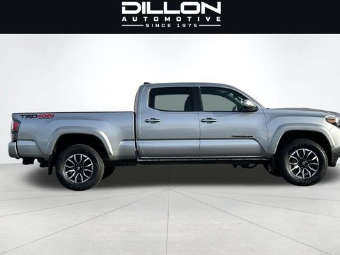 Used 2023 Toyota Tacoma TRD Sport AWD/4WD image 3