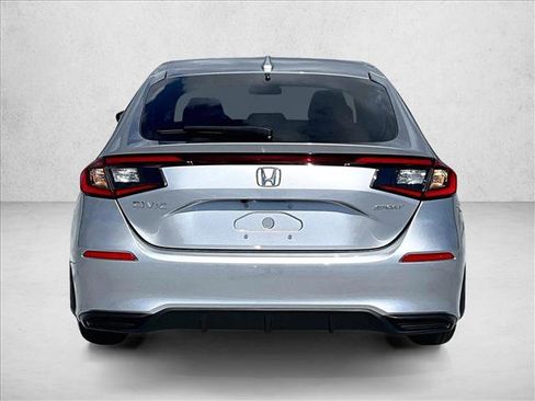 Used 2025 Honda Civic Sport image 4