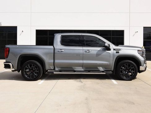 Used 2025 GMC Sierra 1500 SLT w/ SLT Premium Plus Package AWD/4WD image 9