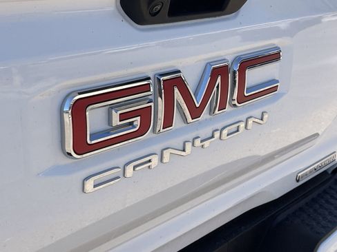 Used 2025 GMC Canyon Elevation image 7