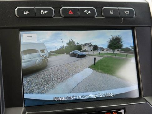 Used 2019 Ford F250 Platinum w/ Platinum Ultimate Package AWD/4WD image 21