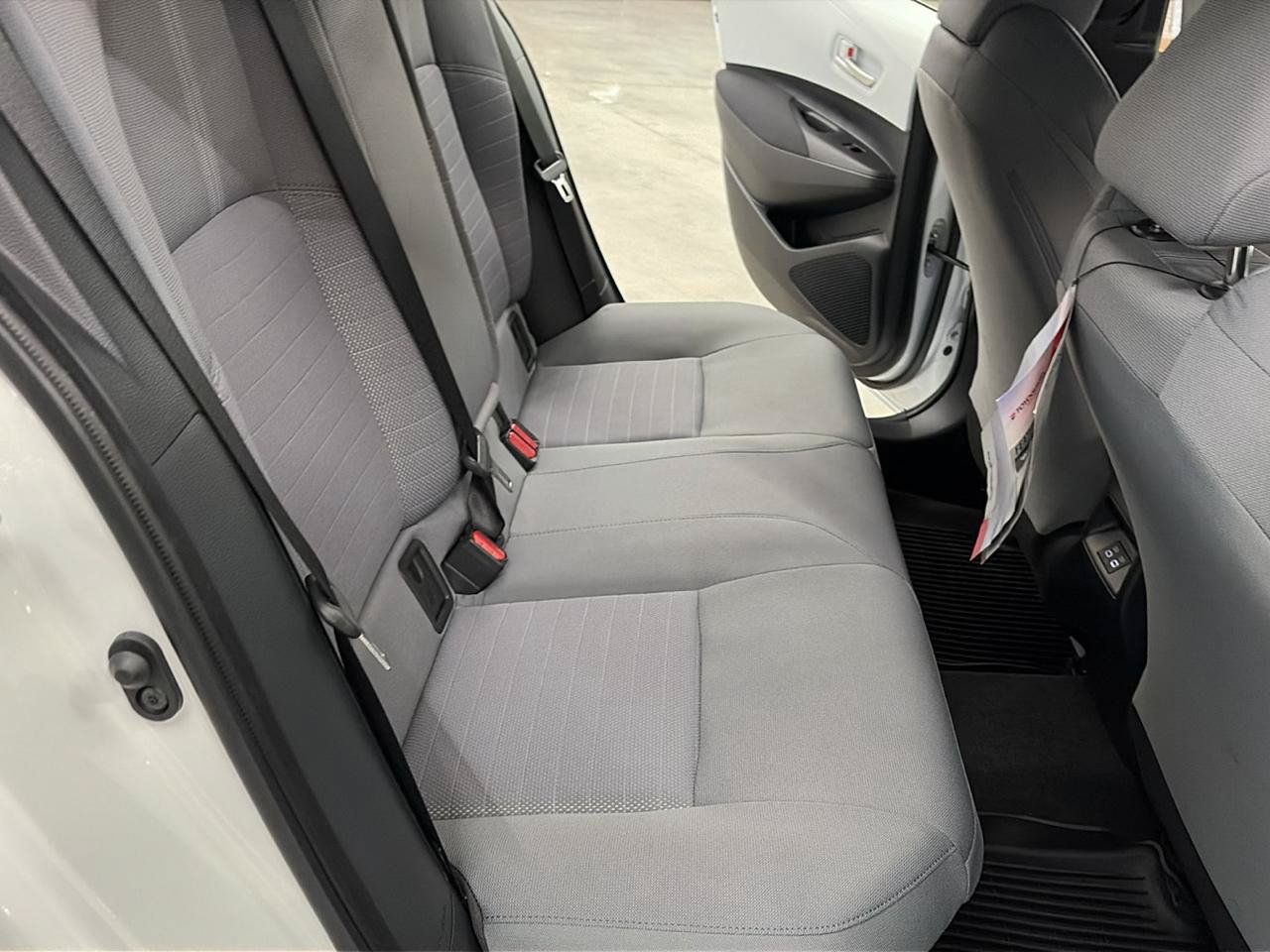 Used 2026 Toyota Corolla SE FWD image 19