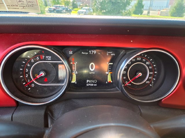 Used 2021 Jeep Gladiator Rubicon AWD/4WD image 4