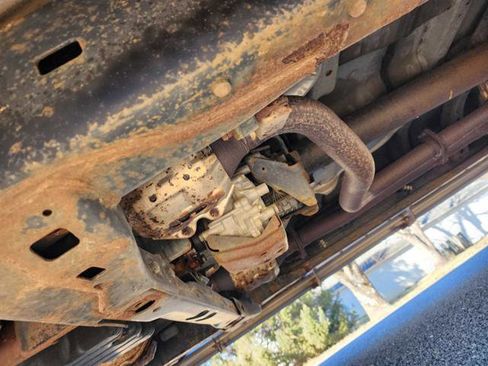 Used 2012 Toyota Tundra 4x4 CrewMax image 9