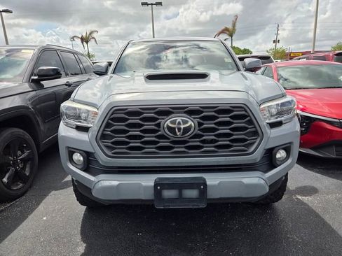 Used 2020 Toyota Tacoma TRD Sport w/ TRD Premium Sport Package image 2