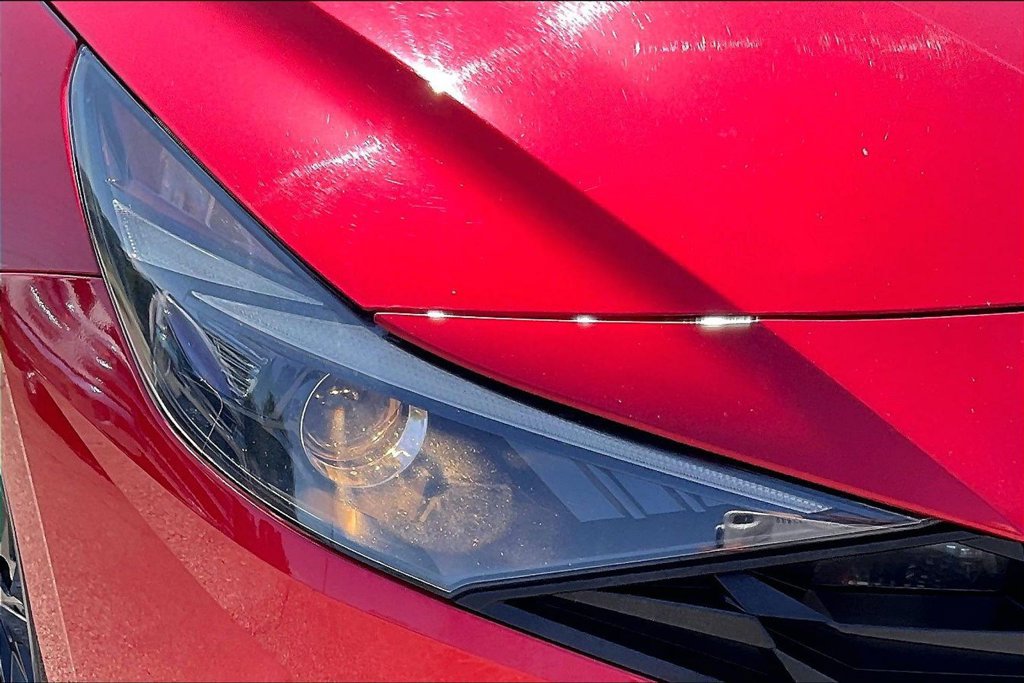 Used 2023 Hyundai Elantra SEL FWD image 28