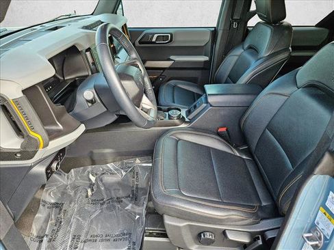 Used 2023 Ford Bronco Badlands AWD/4WD image 16