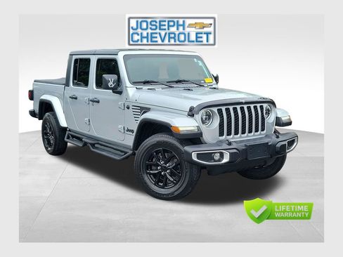 Used 2023 Jeep Gladiator Sport AWD/4WD image 1