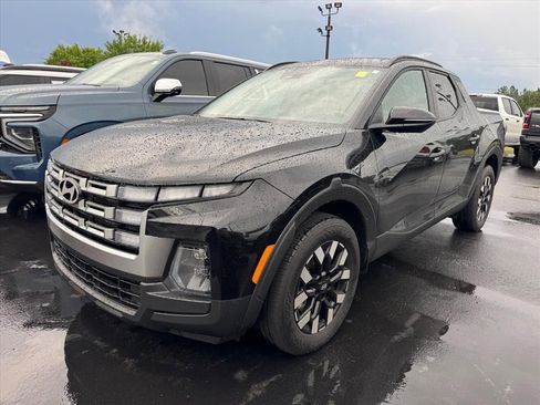 Used 2025 Hyundai Santa Cruz SEL FWD image 9