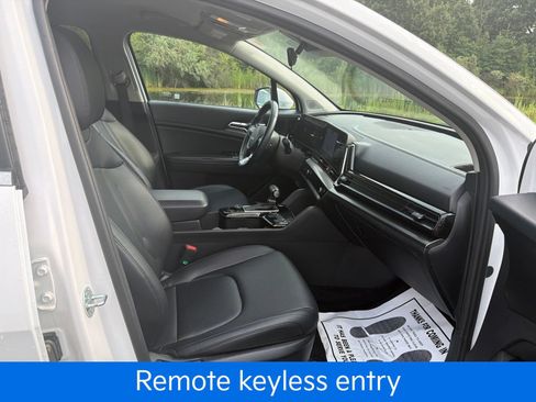 Certified 2023 Kia Sportage EX FWD image 23