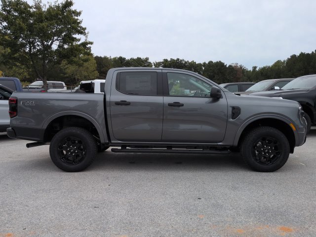 New 2026 Ford Ranger XLT w/ Equipment Group 301A High AWD/4WD image 3