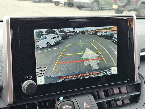 Used 2024 Toyota RAV4 SE w/ Weather & Moonroof Package AWD/4WD image 19