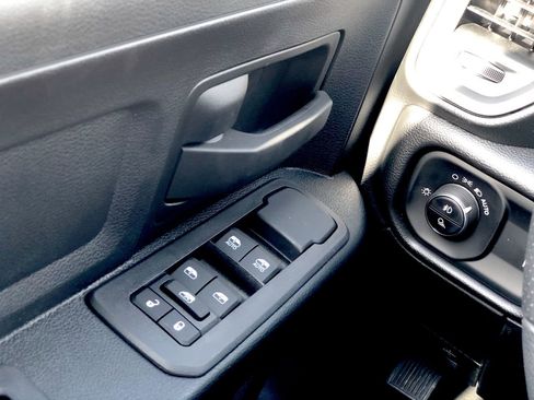 New 2026 RAM 2500 Tradesman w/ Chrome Appearance Group image 20