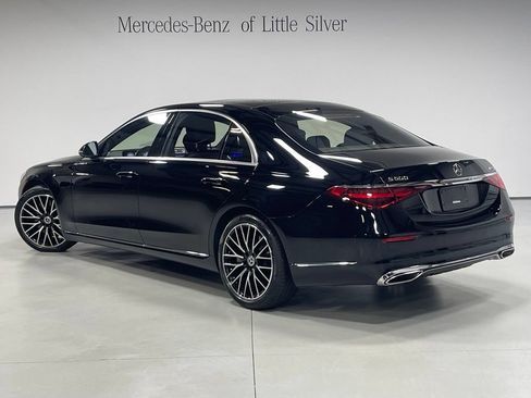 Used 2023 Mercedes-Benz S 500 4MATIC image 3