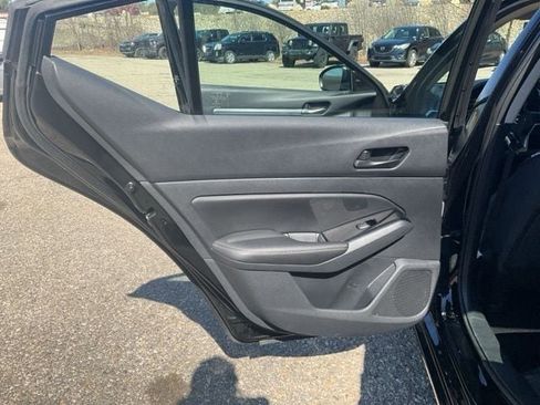 Used 2023 Nissan Altima 2.5 SV FWD image 36