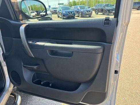 Used 2011 Chevrolet Silverado 1500 LS AWD/4WD image 13