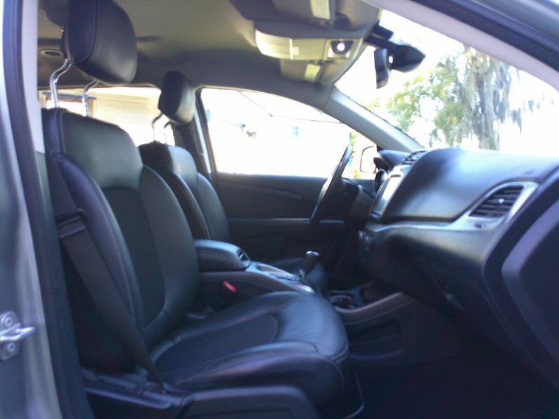 Used 2019 Dodge Journey Crossroad FWD image 18