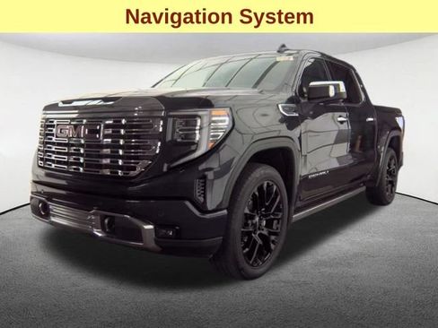 Used 2026 GMC Sierra 1500 Denali w/ Denali Reserve Package AWD/4WD image 4