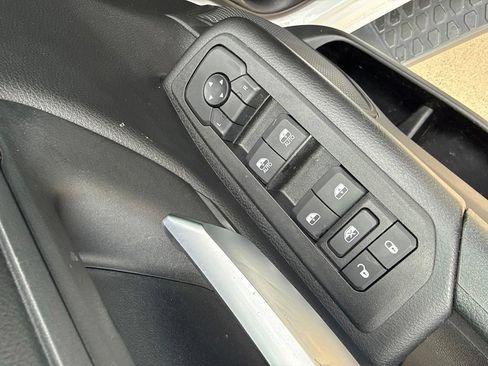 Used 2025 RAM 1500 Tradesman AWD/4WD image 10