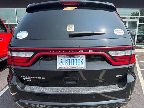 Used 2017 Dodge Durango GT w/ Nav & Power Liftgate Group RWD image 3