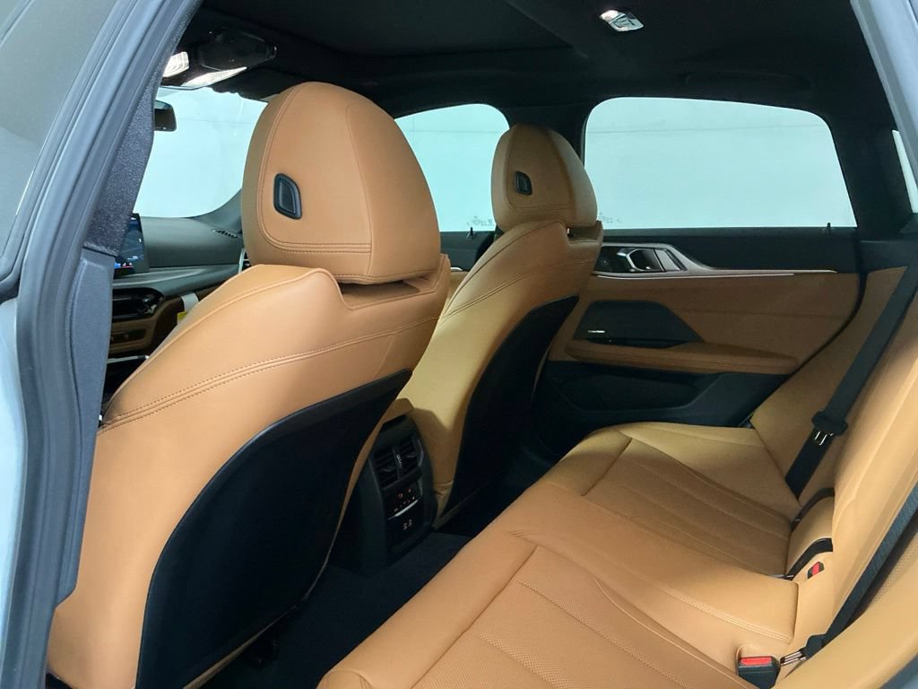 New 2026 BMW 430i xDrive w/ M Sport Package AWD/4WD image 26