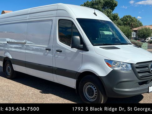 Used 2026 Mercedes-Benz Sprinter 2500 image 7
