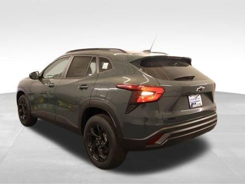 New 2026 Chevrolet Trax LT w/ Driver Confidence Package FWD image 4