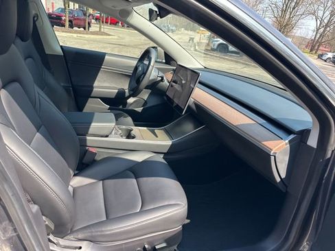 Used 2020 Tesla Model 3 Performance image 26