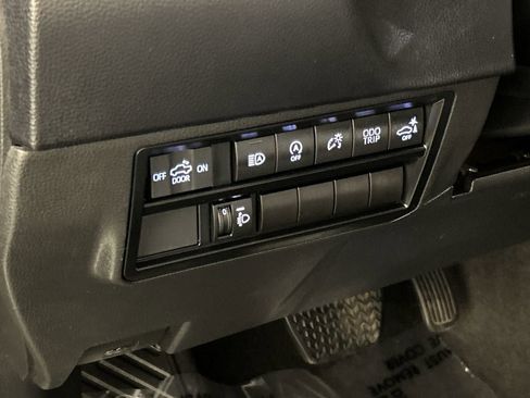 Used 2023 Toyota Tundra SR5 w/ SR5 Convenience Package image 12