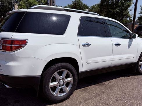 Used 2008 Saturn Outlook XR w/ Premium Trim Package AWD/4WD image 4