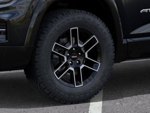 New 2027 GMC Terrain AT4 w/ Technology Package II AWD/4WD image 9