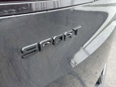 New 2026 Land Rover Range Rover Sport Dynamic SE AWD/4WD image 12