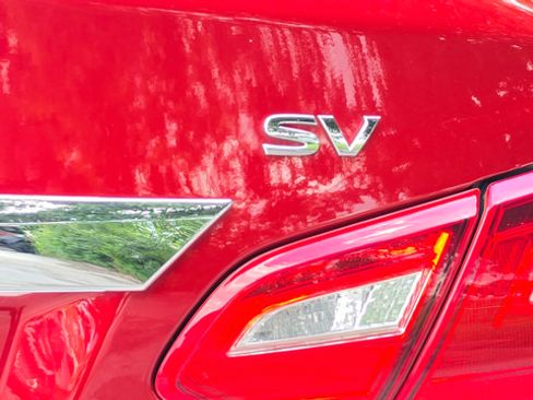 Used 2017 Nissan Altima 2.5 SV w/ Convenience Package FWD image 7