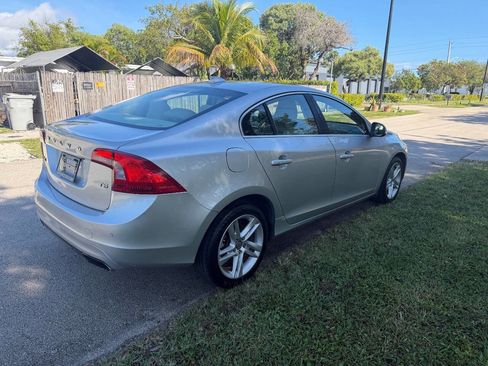 Used 2015 Volvo S60 T5 Premier image 4