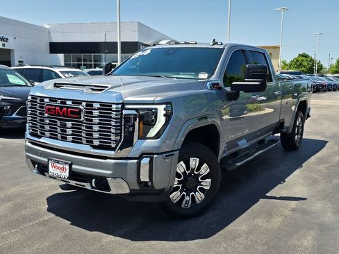 Certified 2024 GMC Sierra 2500 Denali w/ Denali Reserve Package AWD/4WD image 2