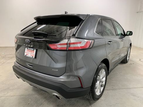 Used 2024 Ford Edge Titanium image 8