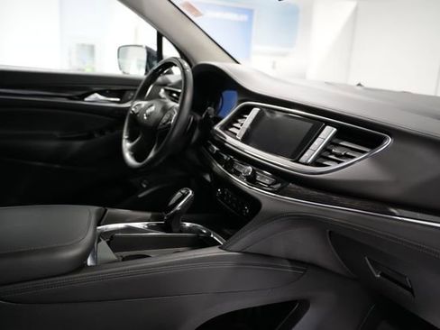 Used 2021 Buick Enclave Avenir w/ Avenir Technology Package image 26