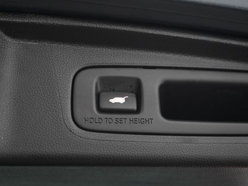 Used 2025 Honda CR-V Sport-L image 11