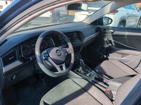 Certified 2021 Volkswagen Jetta S image 8