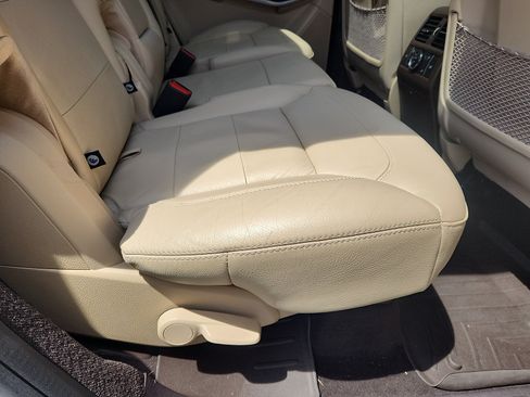 Used 2017 Mercedes-Benz GLS 550 4MATIC image 31