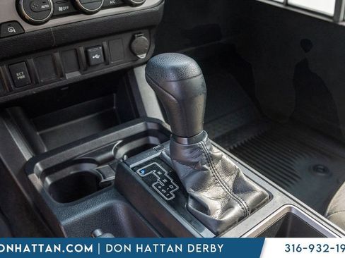 Used 2021 Toyota Tacoma SR AWD/4WD image 10