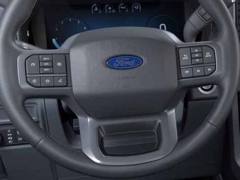 New 2026 Ford F150 XLT w/ XLT Chrome Appearance Package RWD image 12
