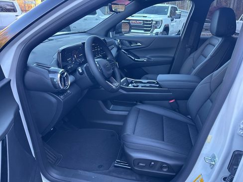 New 2026 Chevrolet Equinox LT image 8